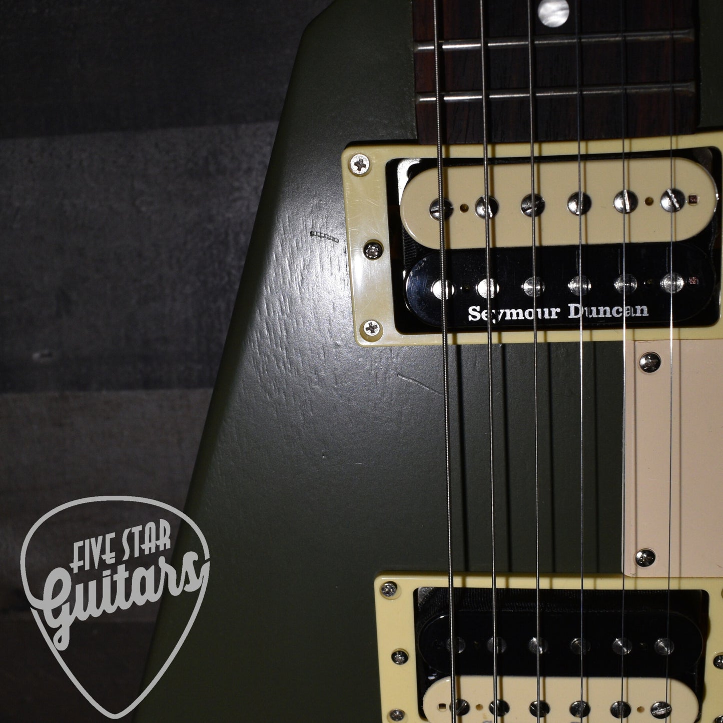 Pre-Owned Gibson Flying V Tribute - Satin Olive Drab with Hardshell Case