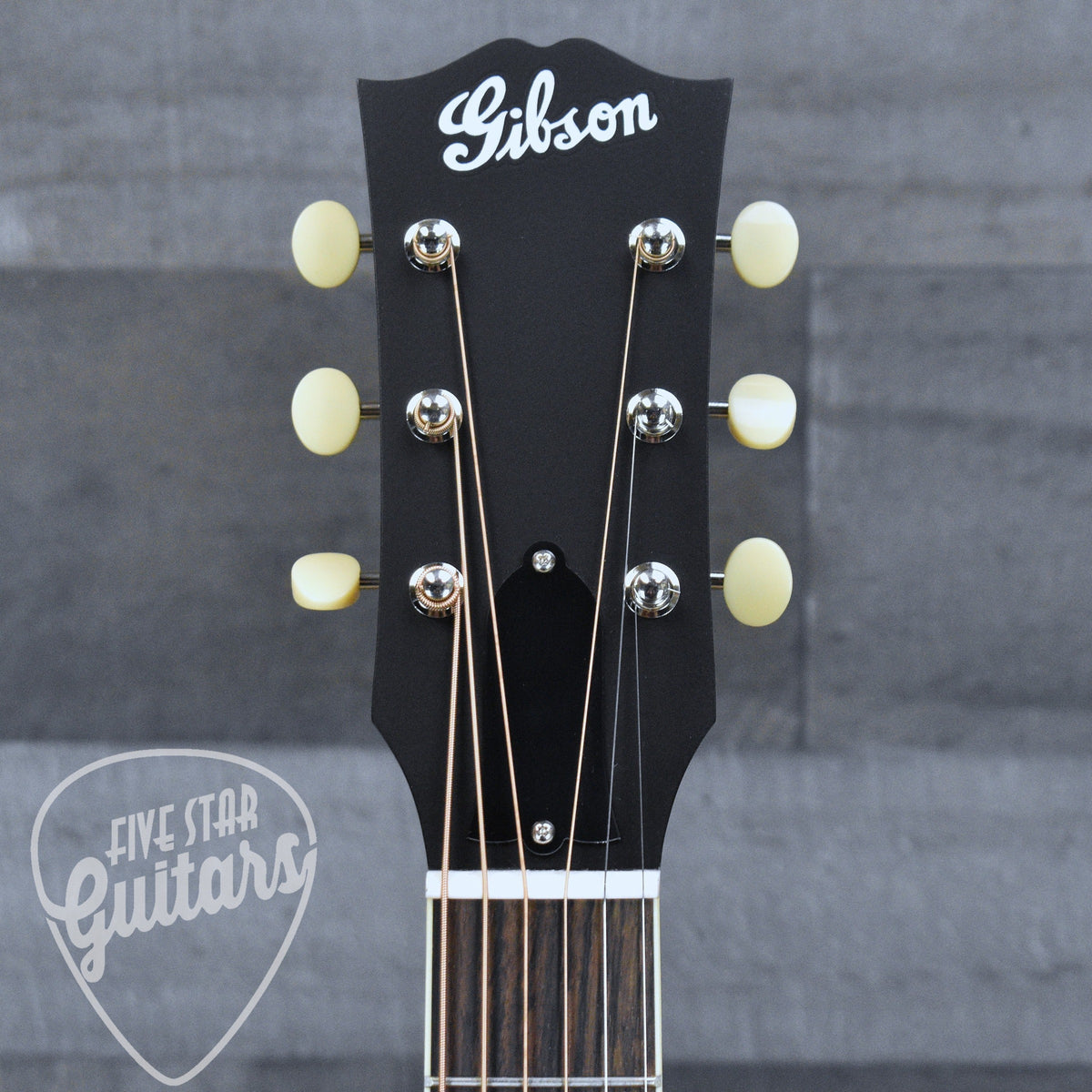 Pre-Owned Gibson J-185 Century 12-Fret - Ebony with Hardshell Case