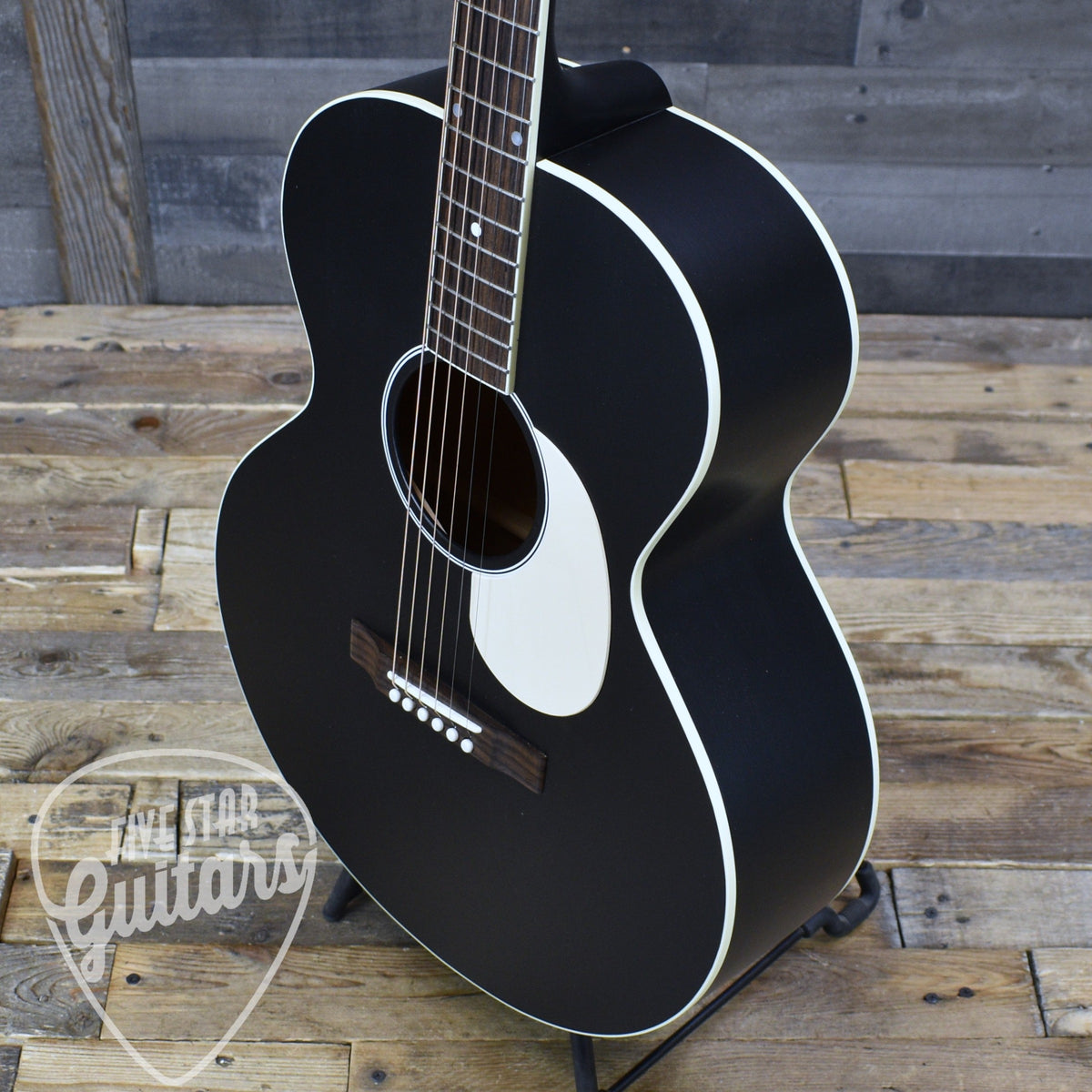Pre-Owned Gibson J-185 Century 12-Fret - Ebony with Hardshell Case