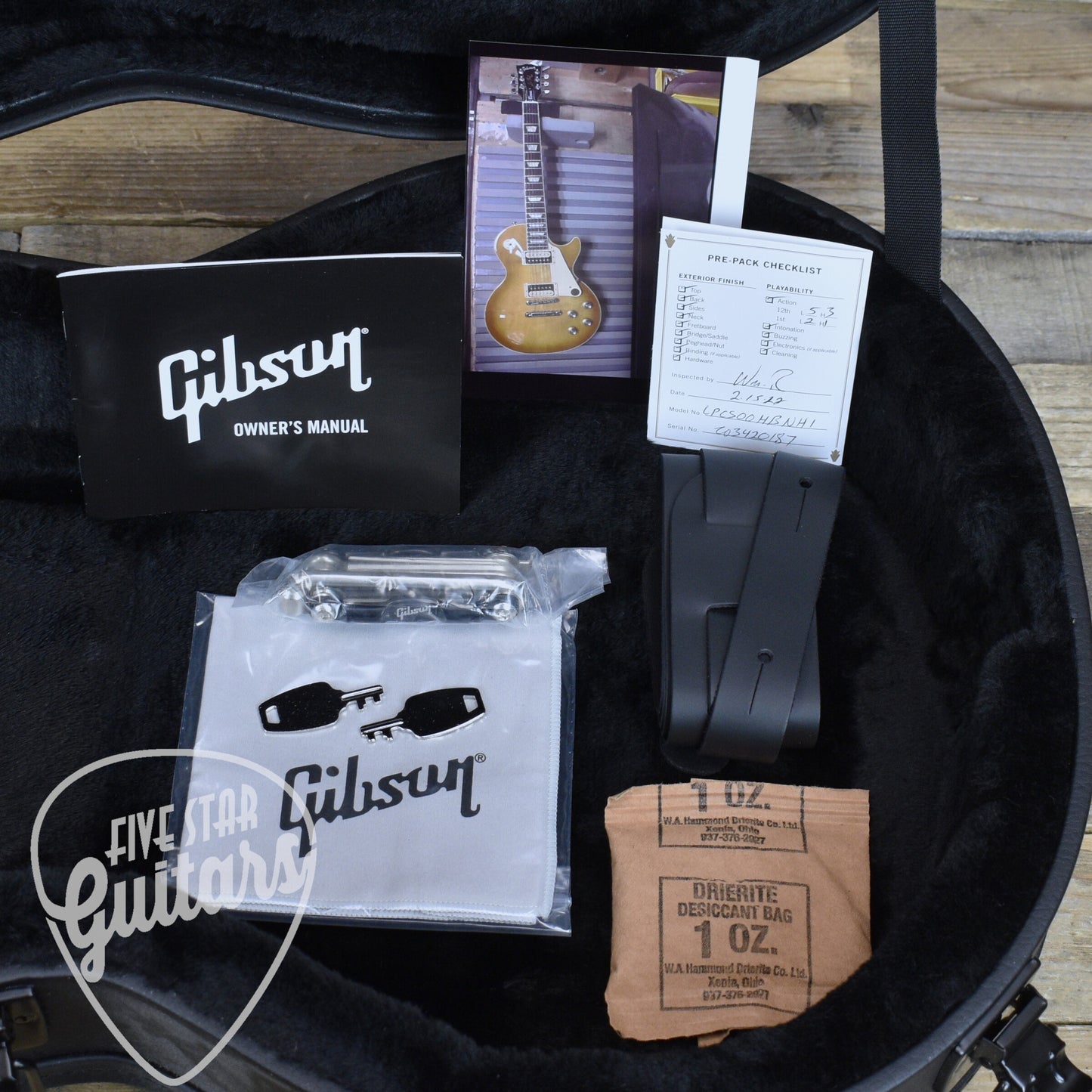 Pre-Owned Gibson Les Paul Classic - Honeyburst with Hardshell Case