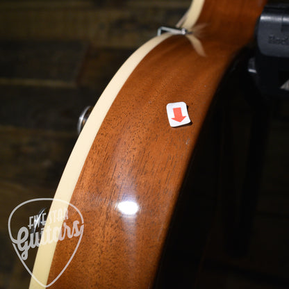 Pre-Owned Gibson Les Paul Classic - Honeyburst with Hardshell Case