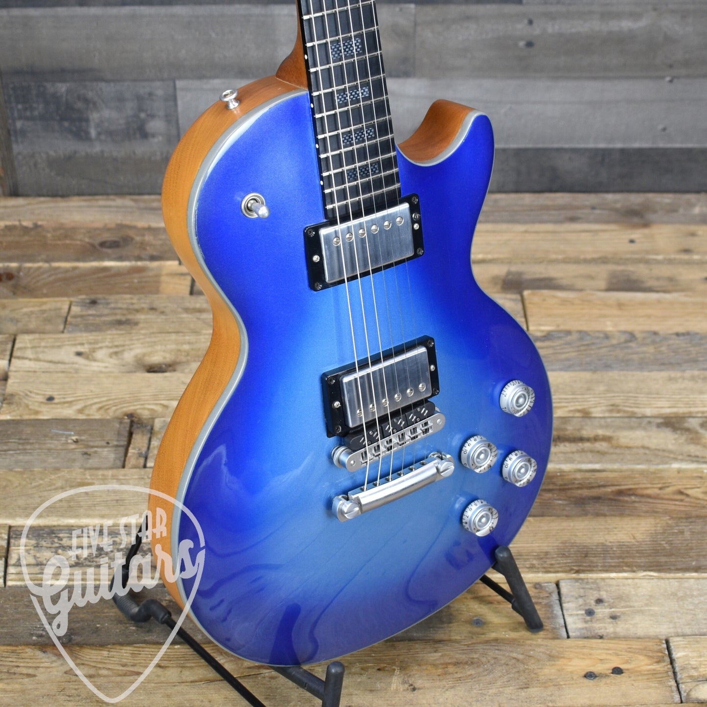 Pre-Owned Gibson Les Paul HD6.X-Pro - Blue Metallic with Hardshell Case and Brain