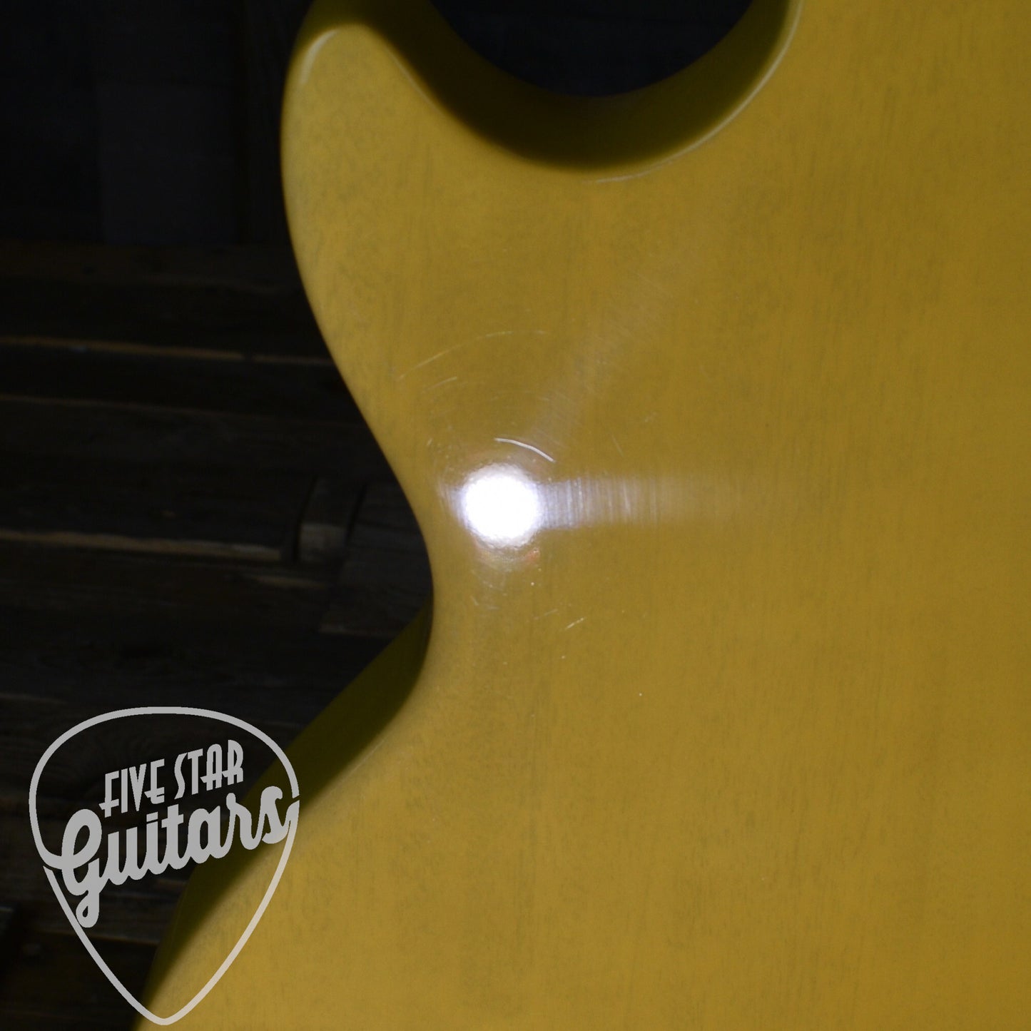 Pre-Owned 2019 Gibson Les Paul Special - TV Yellow with Hard Shell Case