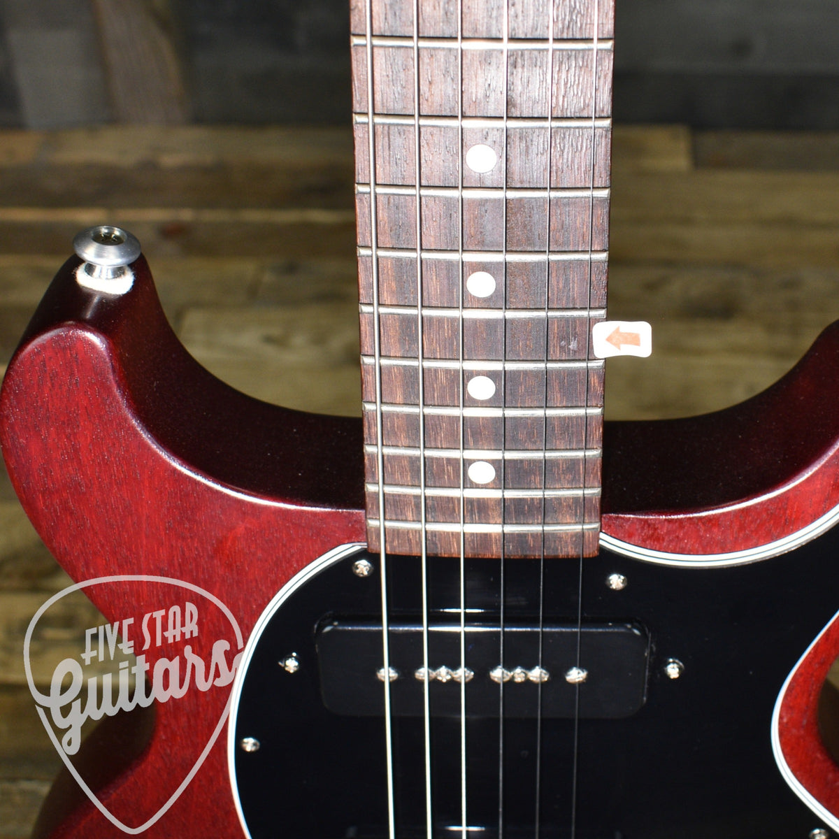 Pre-Owned Gibson Les Paul Special Tribute DC - Worn Cherry with Gig Bag