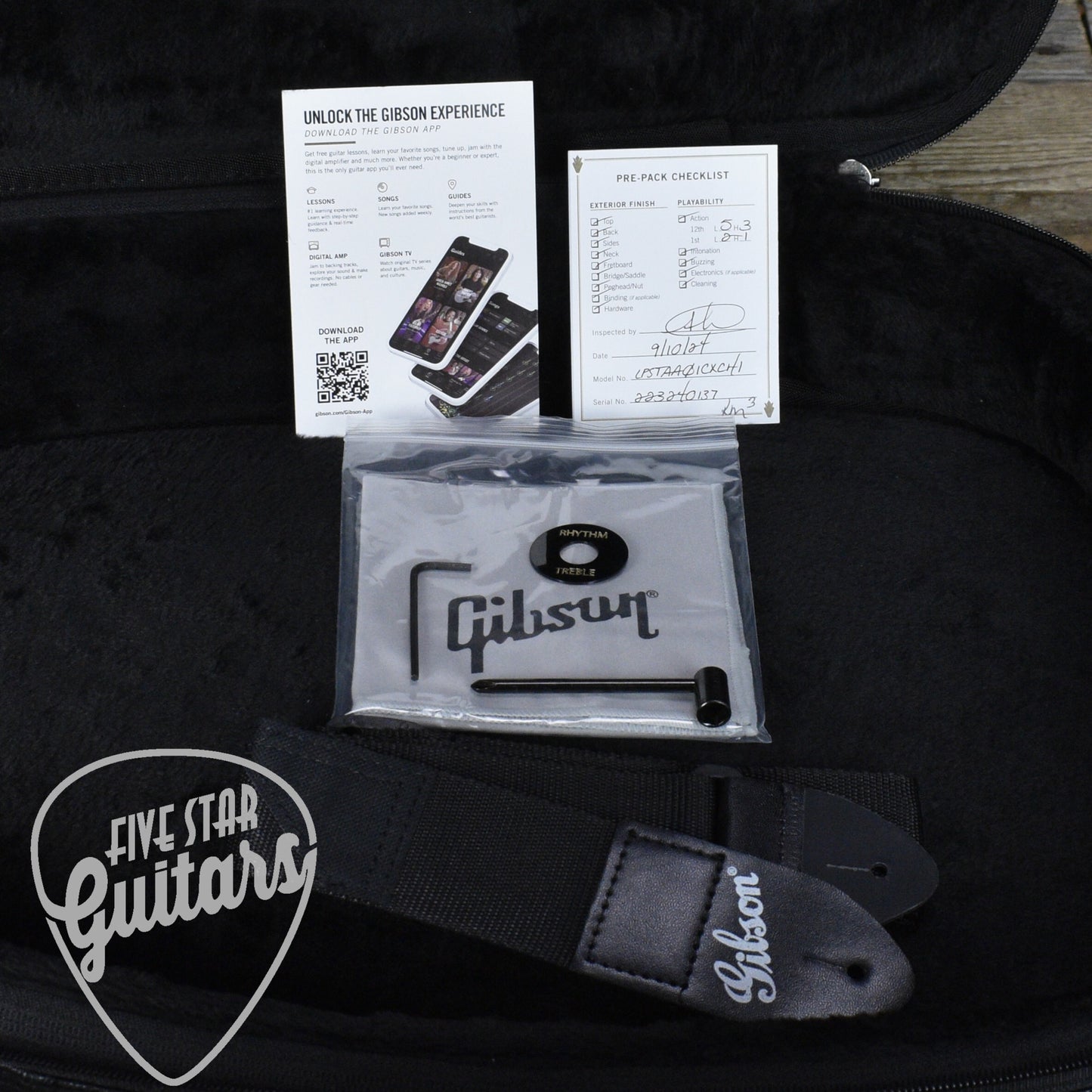 Pre-Owned Gibson Les Paul Studio Session - Cobalt Burst with Gig Bag