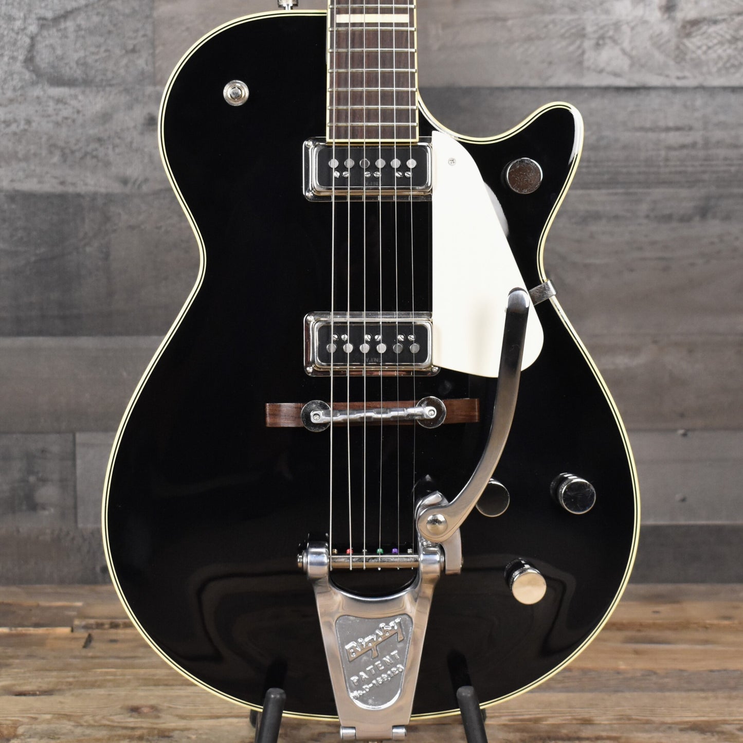 Pre-Owned Gretsch 6128T-53 - Black with Hard Shell Case