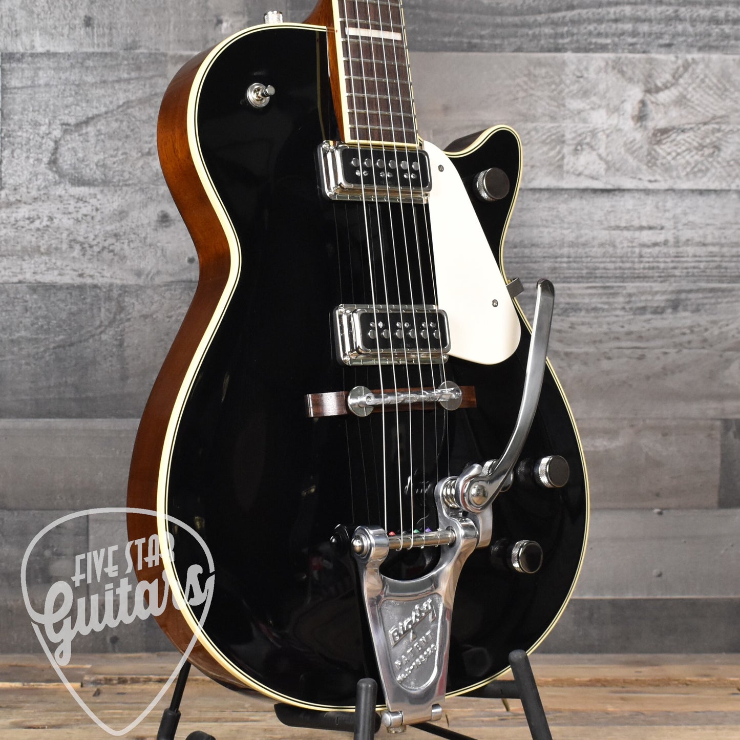 Pre-Owned Gretsch 6128T-53 - Black with Hard Shell Case