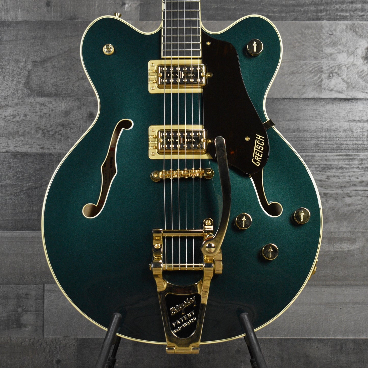 Pre-Owned Gretsch G6609TGDC-CDG with Hardshell Case