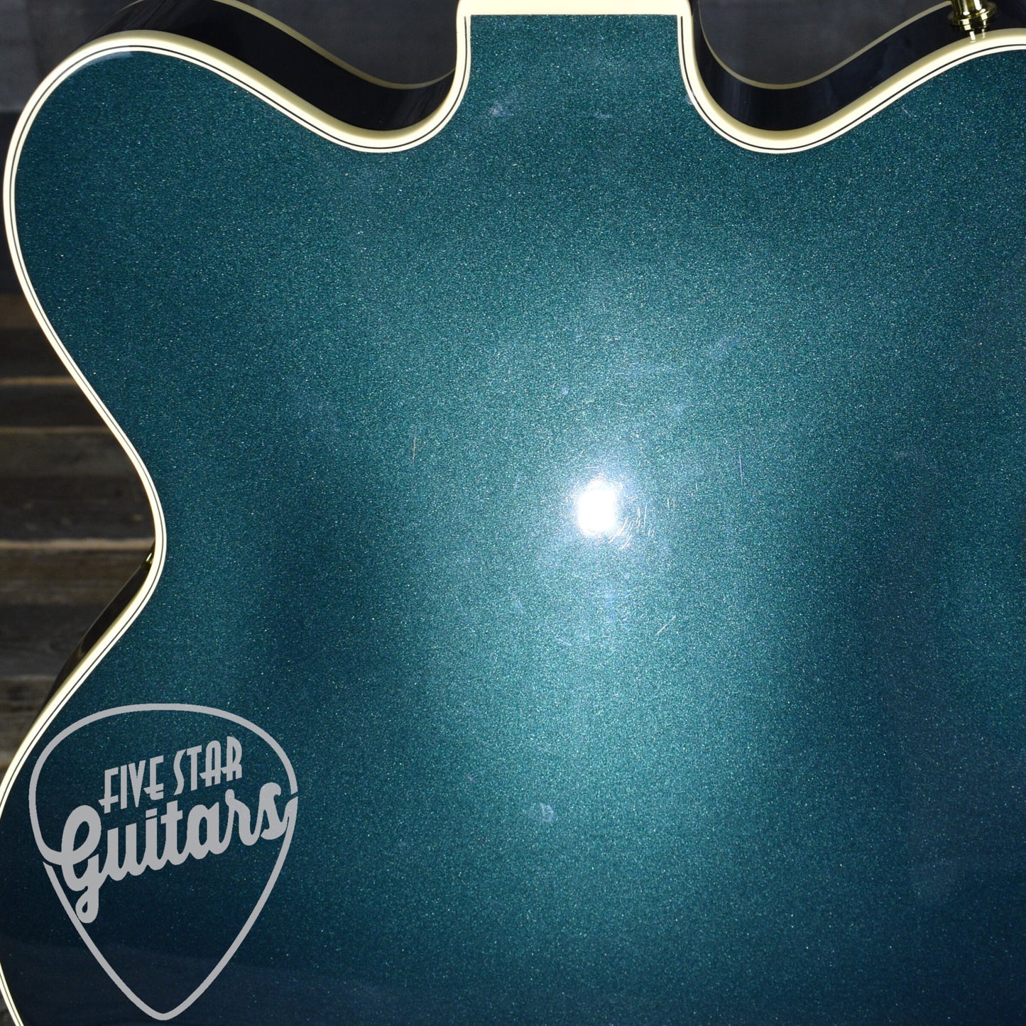 Pre-Owned Gretsch G6609TGDC-CDG with Hardshell Case