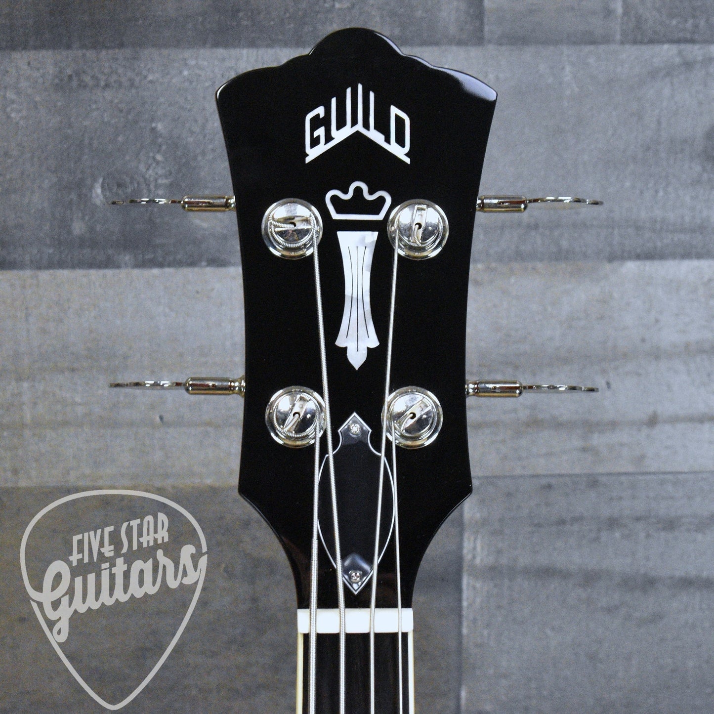 Pre-Owned Guild Starfire Bass II - Natural with Hardshell Case
