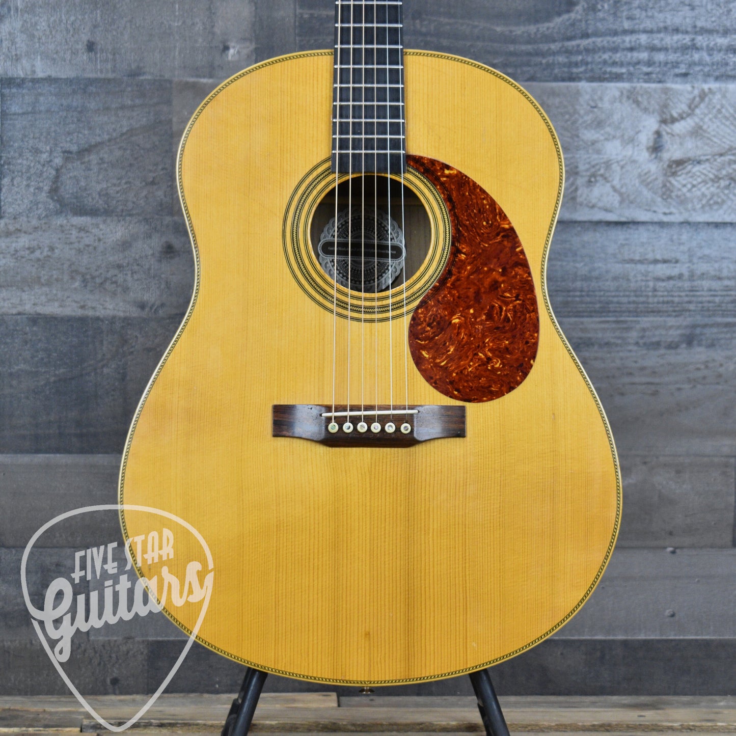 Pre-Owned Gurian J-R - Natural with Hardshell Case