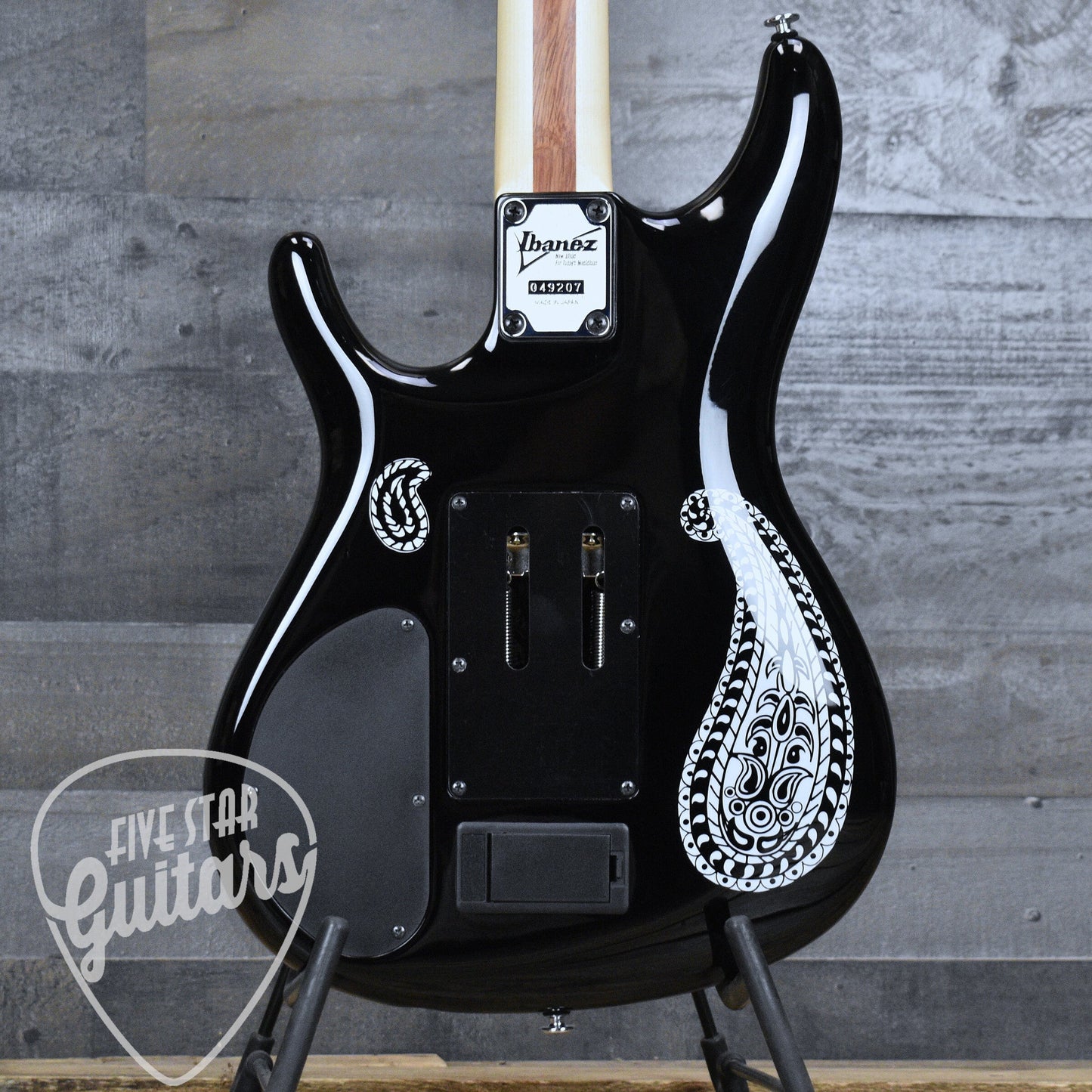 Pre-Owned Ibanez Joe Satriani JS1BKP - Black Paisley with Hardshell Case