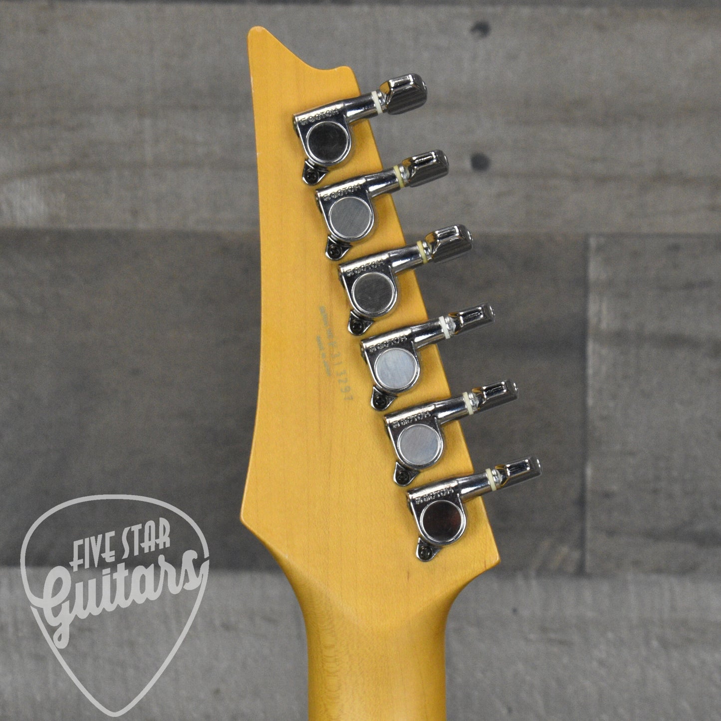 Pre-Owned Ibanez RT650GF - Transparent Red with Hardshell case