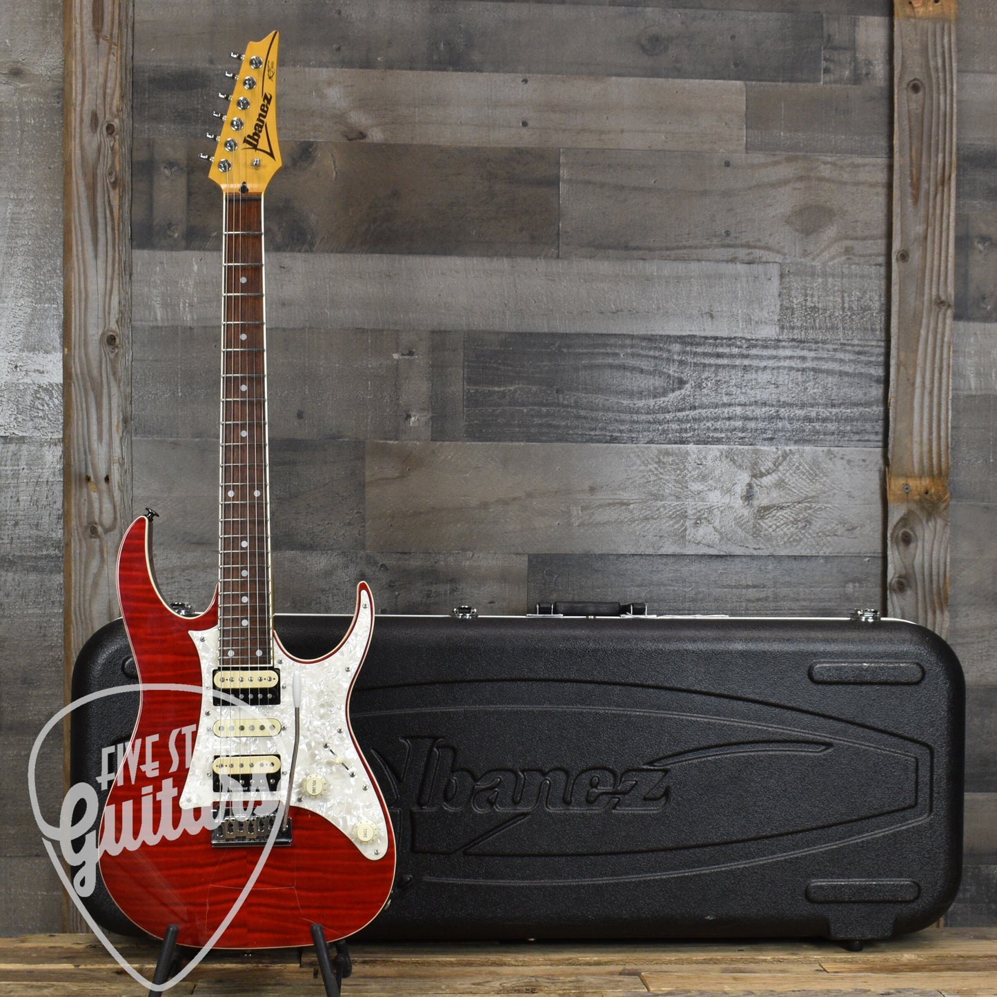 Pre-Owned Ibanez RT650GF - Transparent Red with Hardshell case