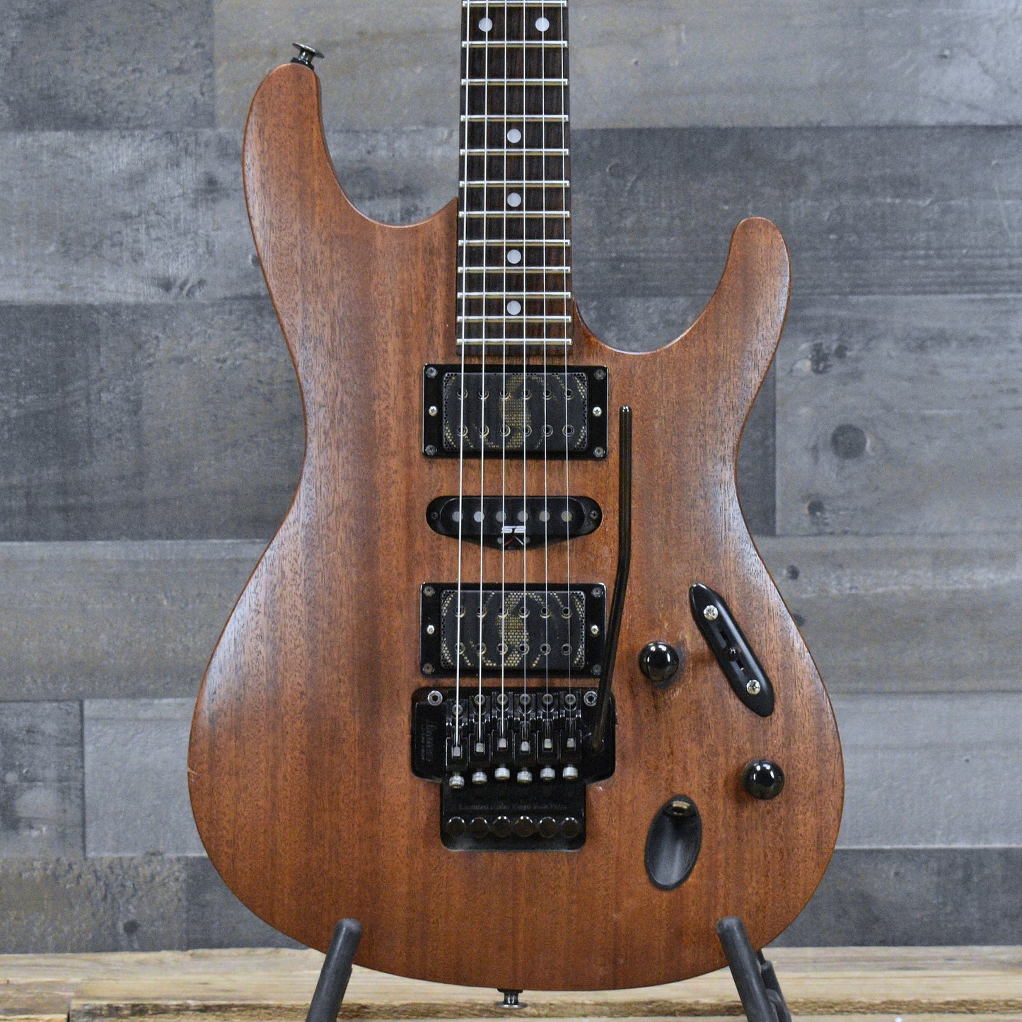 Pre-Owned Ibanez S470 - Stained Oil with Gigbag