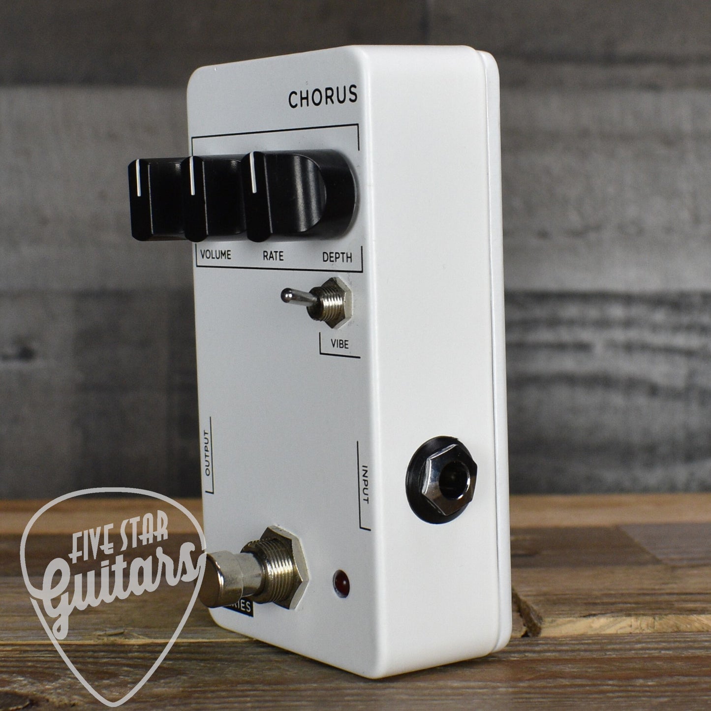 Pre-Owned JHS 3 Series Chrous