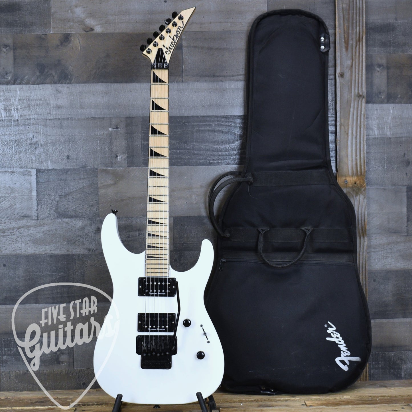 Pre-Owned Jackson Dinky DK2M - Snow White with Gigbag