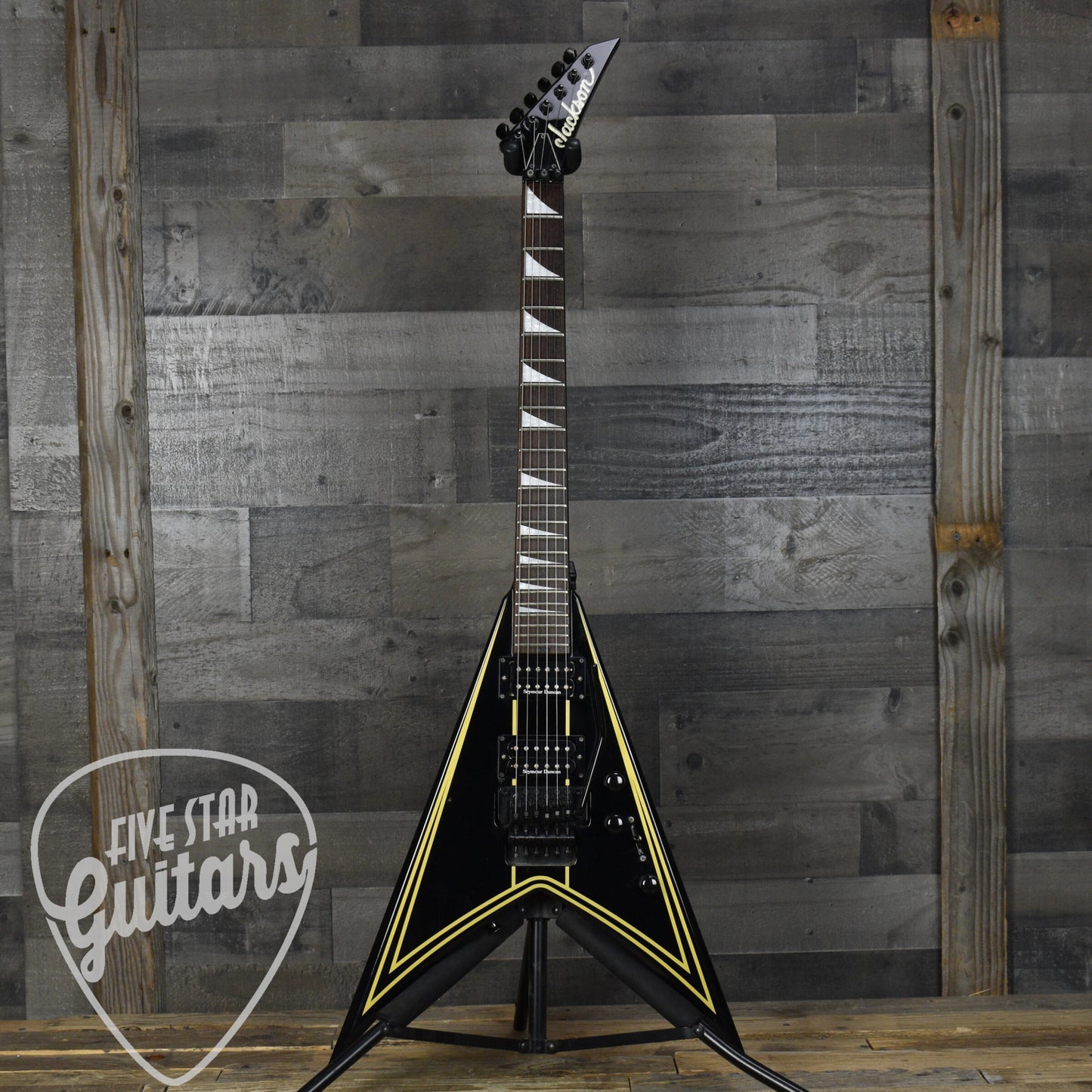 Pre-Owned Jackson King V KV5FR with Molded V Hard Shell Case