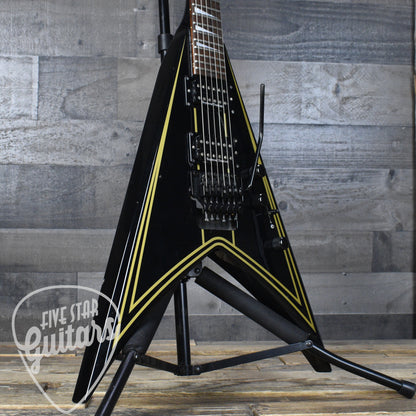 Pre-Owned Jackson King V KV5FR with Molded V Hard Shell Case