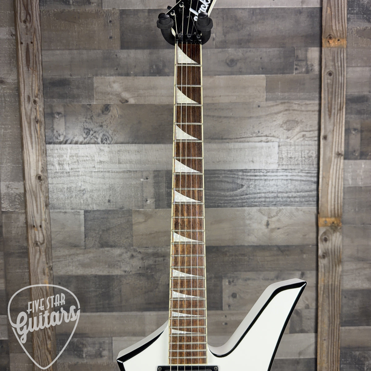 Pre-Owned Jackson X Series Kelly KEXMG - White with Black Bevels with Hard Shell Case