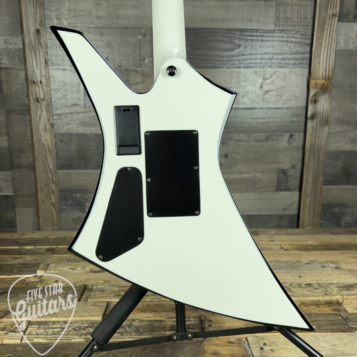 Pre-Owned Jackson X Series Kelly KEXMG - White with Black Bevels with Hard Shell Case