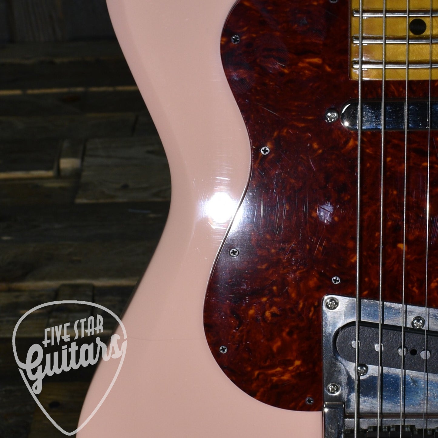 Pre-Owned Knaggs Choptank "T" Trem - Shell Pink with Hard Shell Case