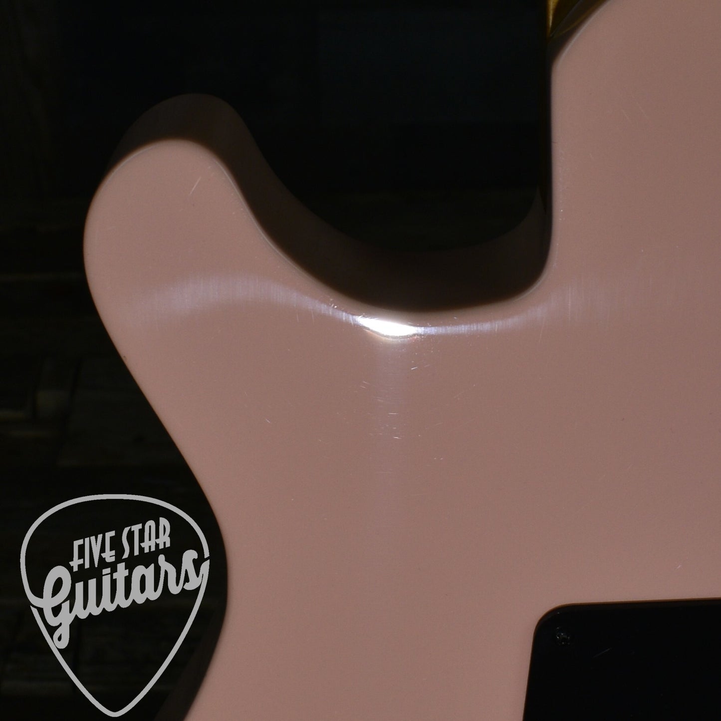Pre-Owned Knaggs Choptank "T" Trem - Shell Pink with Hard Shell Case