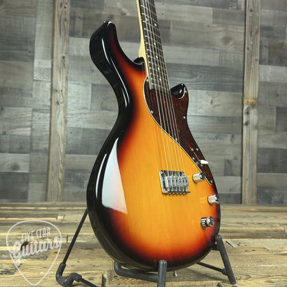 Pre-Owned Line 6 Variax 500 - Sunburst with Gigbag