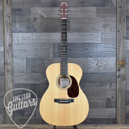 Pre-Owned Martin 000-16GT - Natural with Hardshell Case