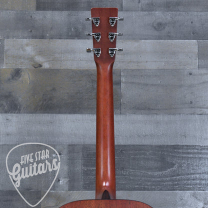 Pre-Owned Martin 000-16GT - Natural with Hardshell Case
