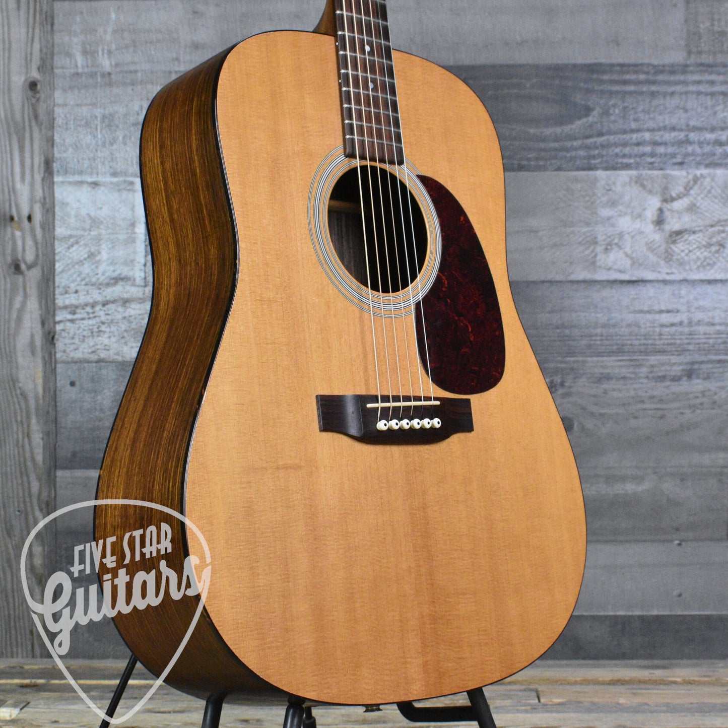 Pre-Owned Martin D-1R Acoustic Guitar with Gig Bag