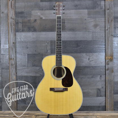 Pre-Owned Martin M-36 - Natural with Hard Shell Case