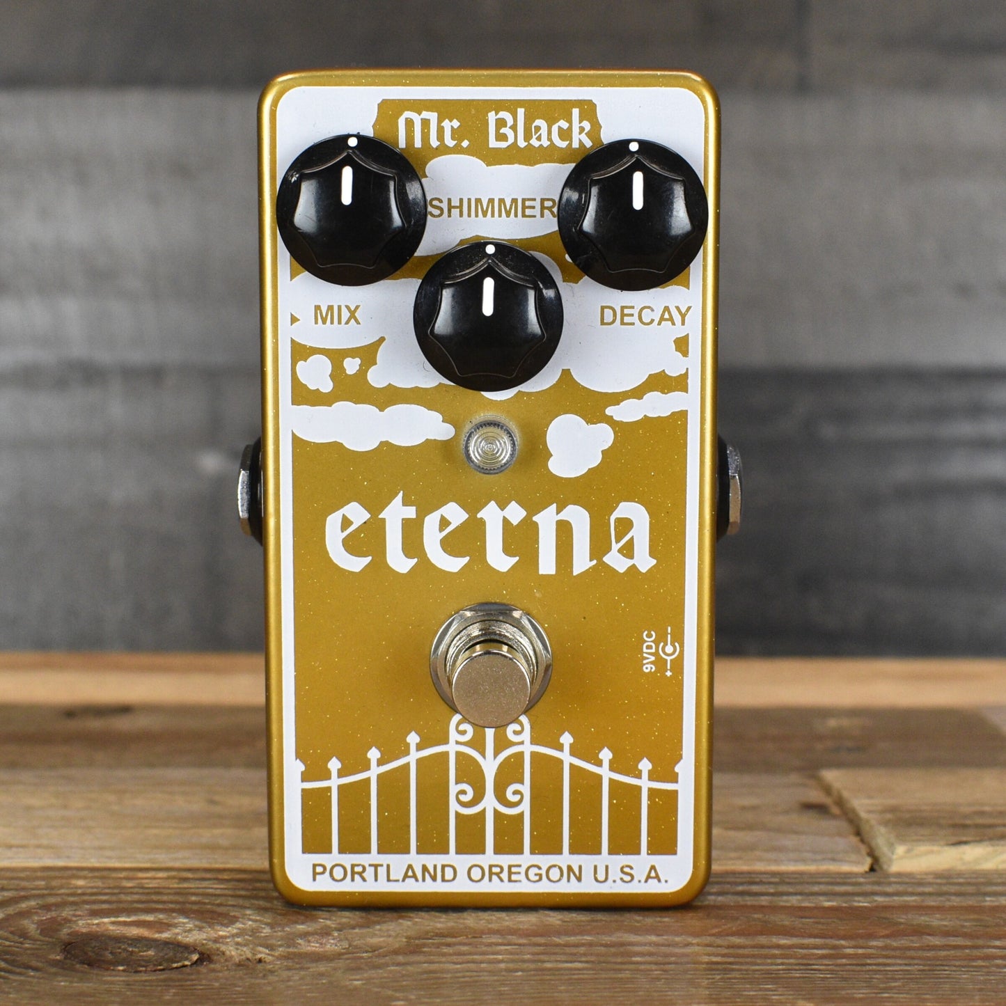 Pre-Owned Mr Black Eterna Gold Shimmer Reverb