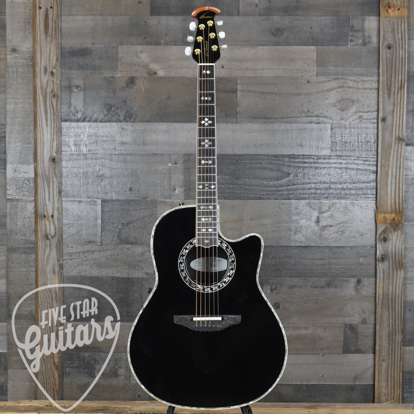 Pre-Owned Ovation 1769 ADII Al DiMeola - Black with Hard Shell Case