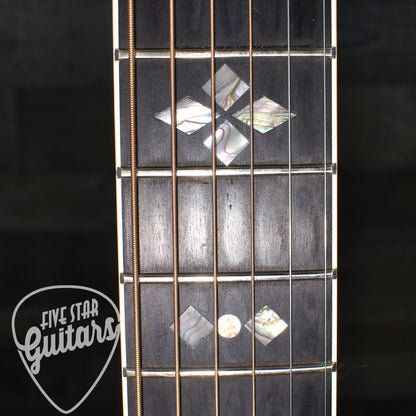 Pre-Owned Ovation 1769 ADII Al DiMeola - Black with Hard Shell Case