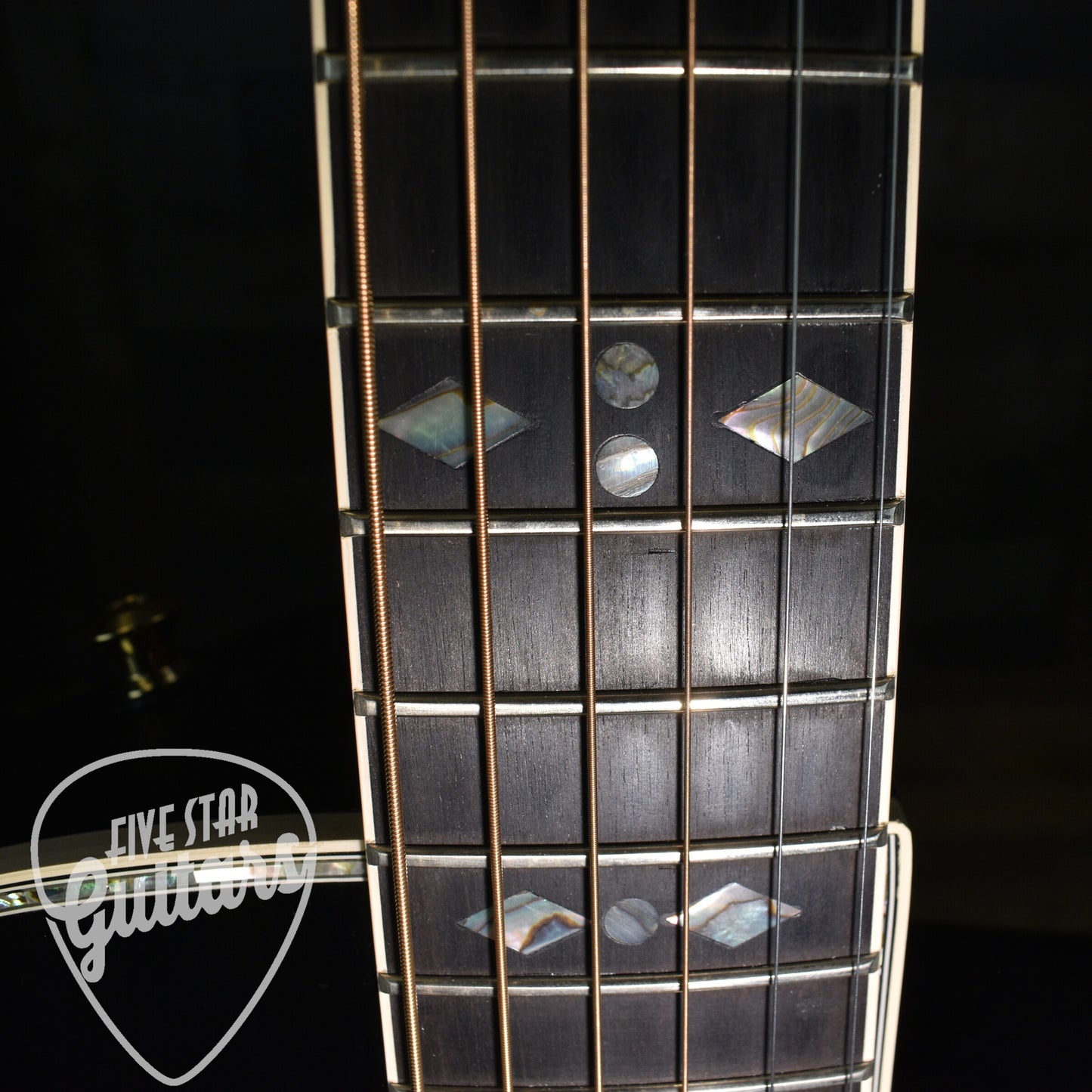 Pre-Owned Ovation 1769 ADII Al DiMeola - Black with Hard Shell Case