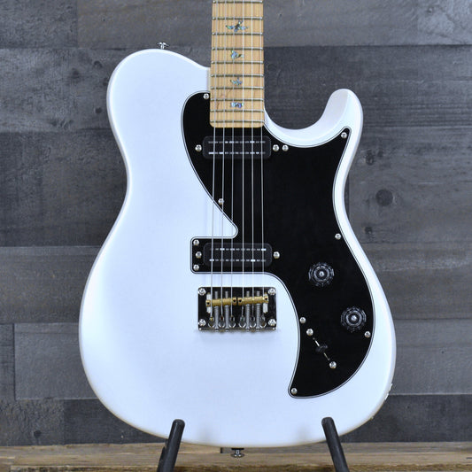 Pre-Owned PRS SE NF 53 - Pearl White with Gigbag
