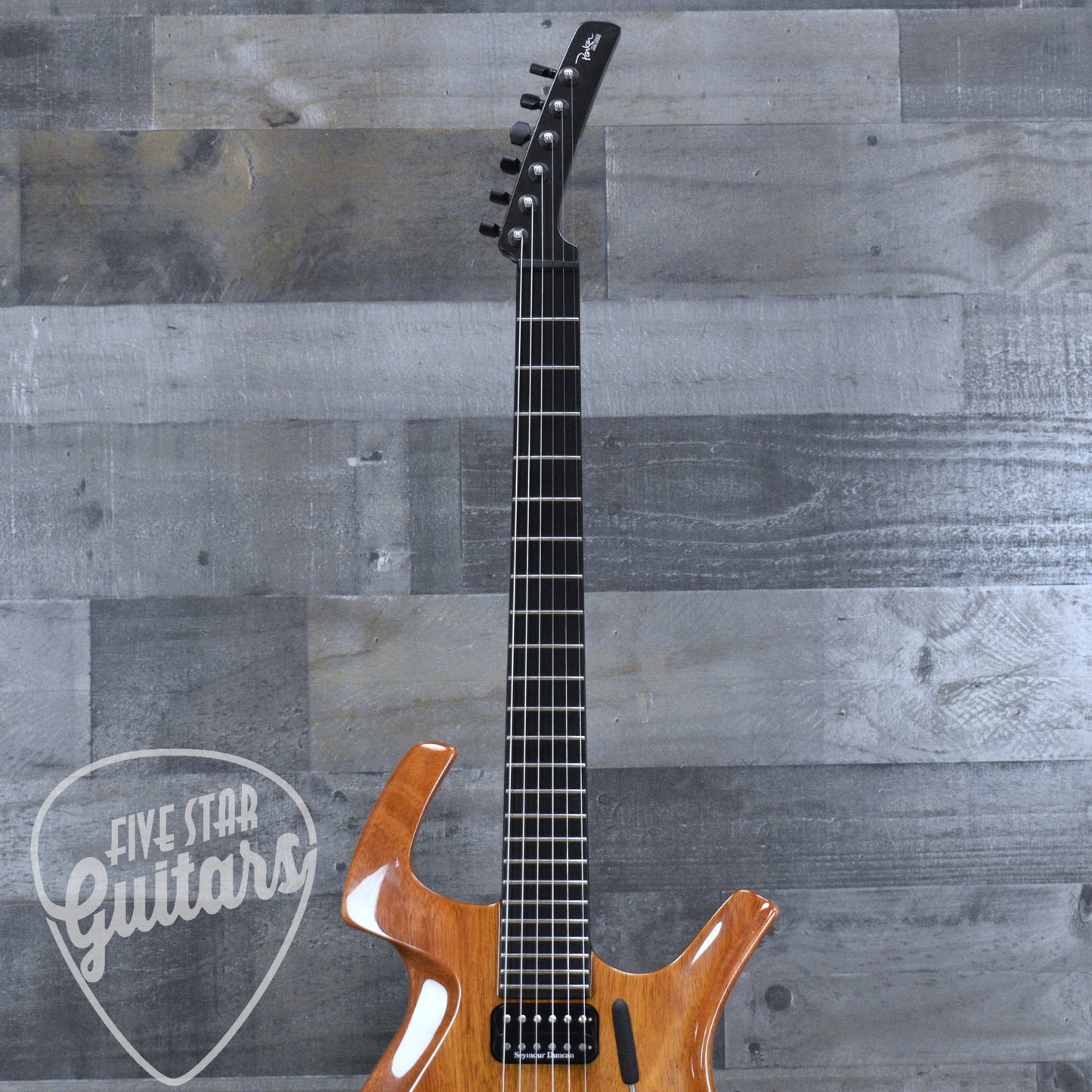 Pre-Owned Parker Fly Mojo- Natural Mahogany with Hardshell Case
