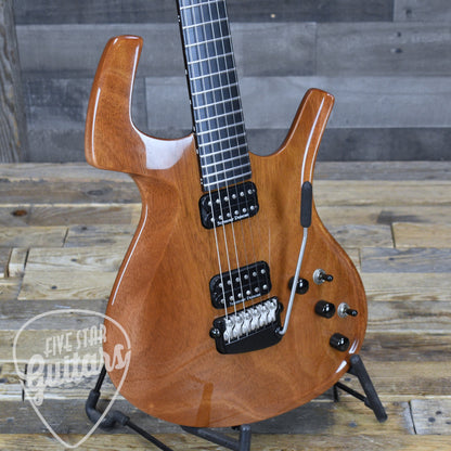 Pre-Owned Parker Fly Mojo- Natural Mahogany with Hardshell Case