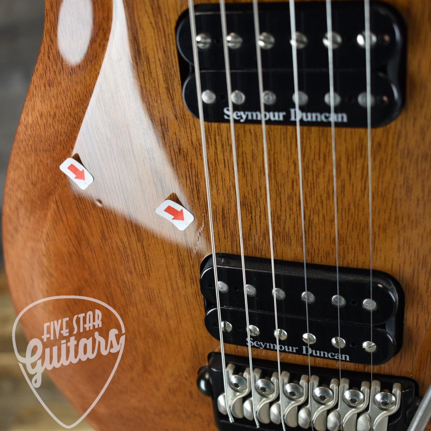 Pre-Owned Parker Fly Mojo- Natural Mahogany with Hardshell Case