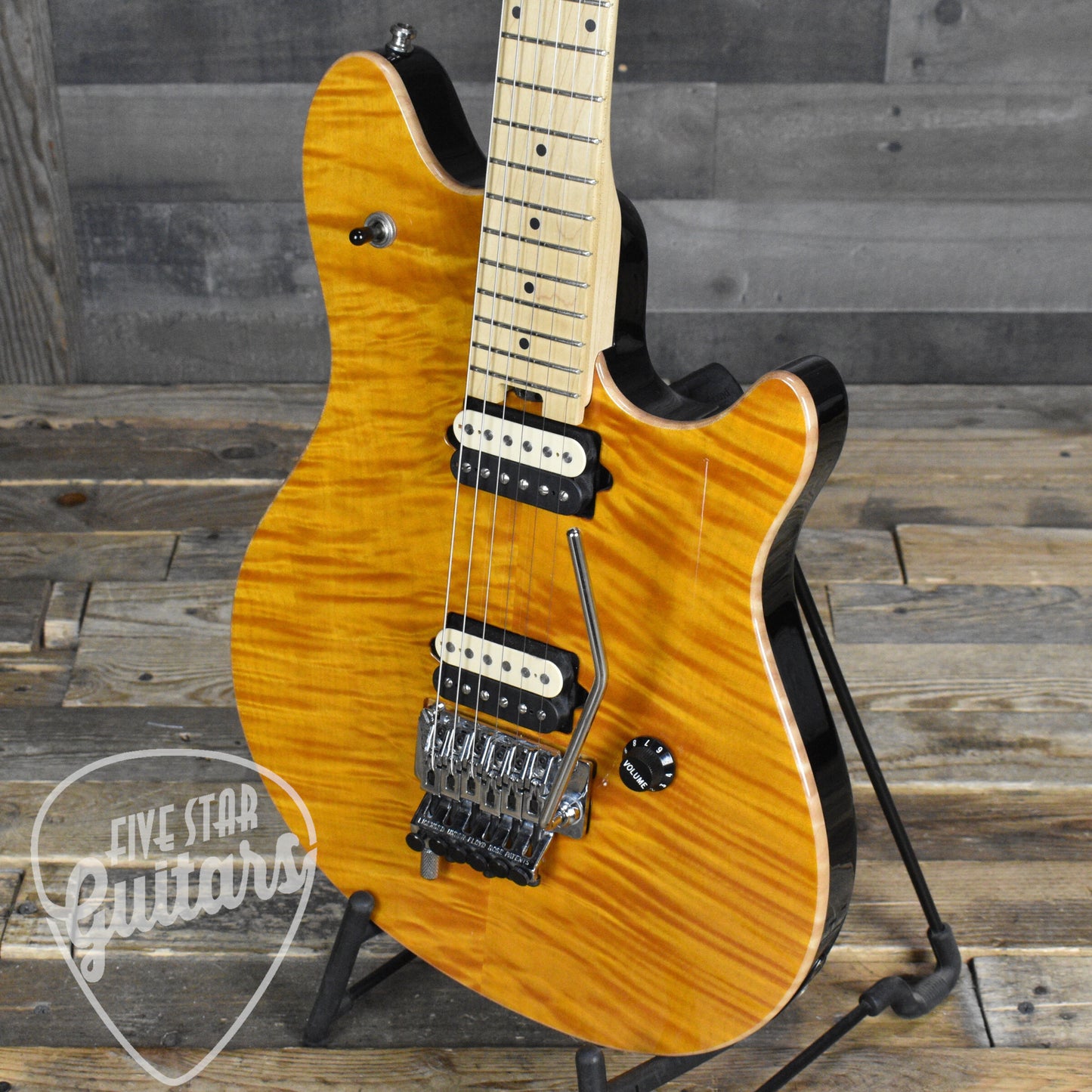 Pre-Owned Peavey EVH Wolfgang Special with Peavey Hard Shell Case