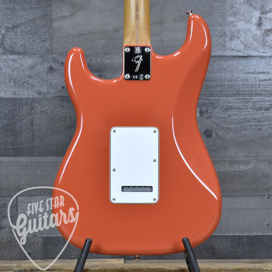 Pre-Owned Player Stratocaster Roasted Neck - Fiesta Red