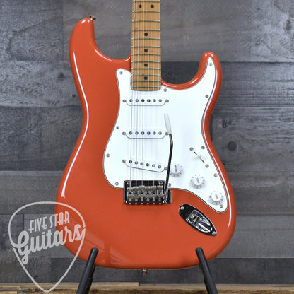 Pre-Owned Player Stratocaster Roasted Neck - Fiesta Red