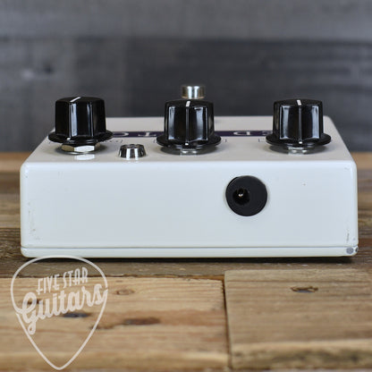 Pre-Owned Red Witch Deluxe Moon Phaser Pedal