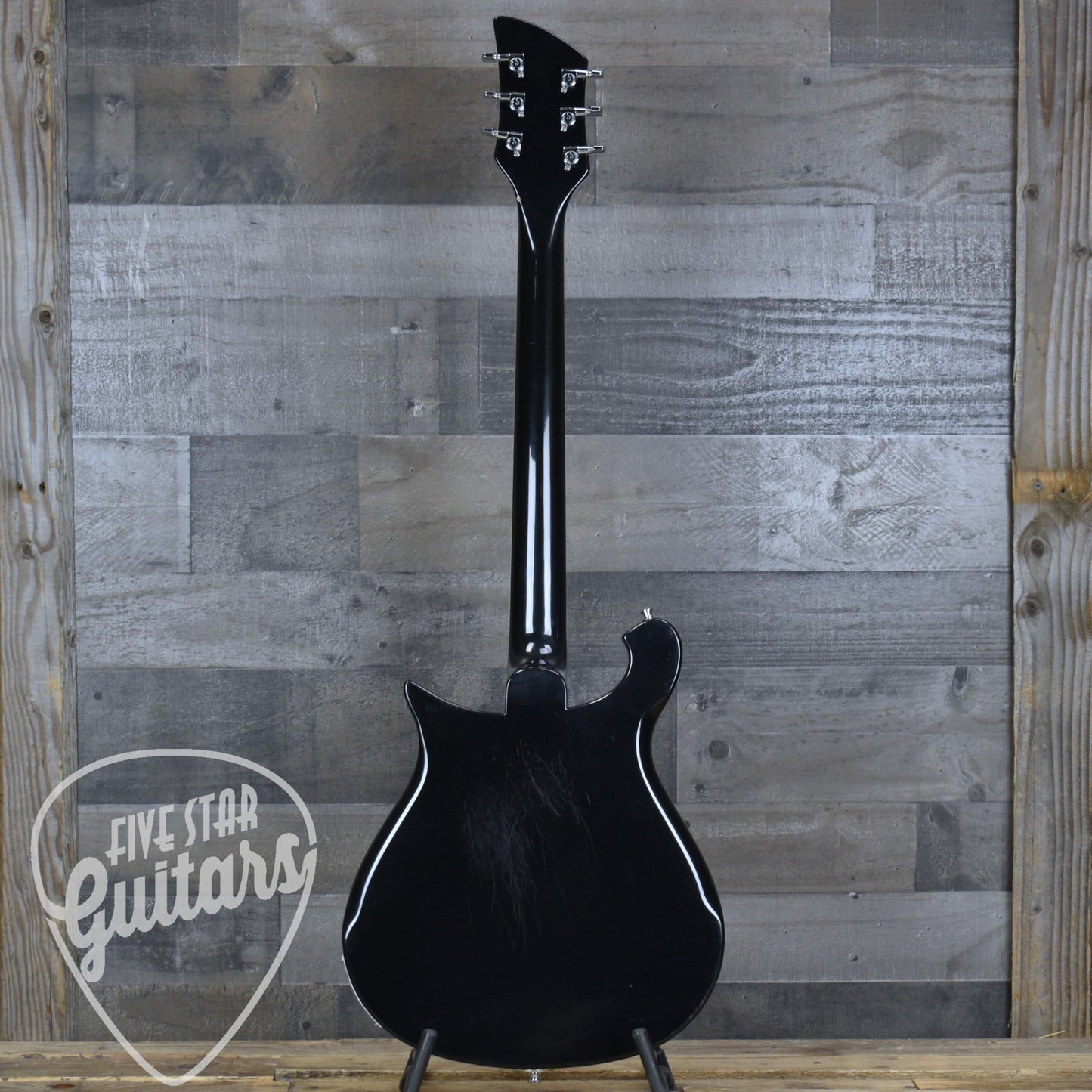 Pre-Owned Rickenbacker 620/6 - Jetglo with Hardshell Case
