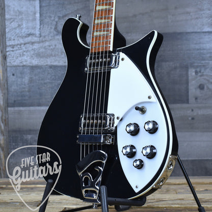 Pre-Owned Rickenbacker 620/6 - Jetglo with Hardshell Case