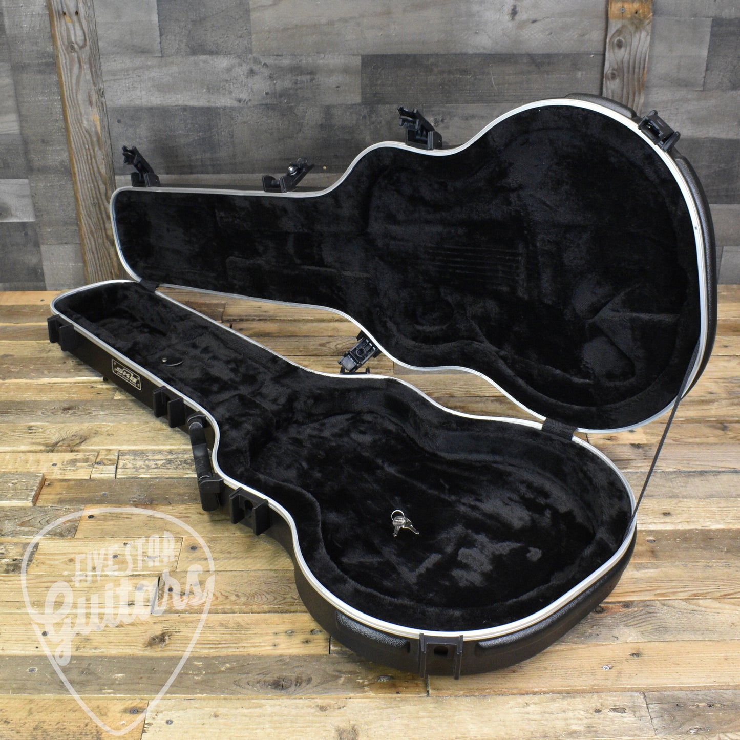 Pre-Owned SKB 1SKB-35 Thin Body Semi-Hollow Guitar Case
