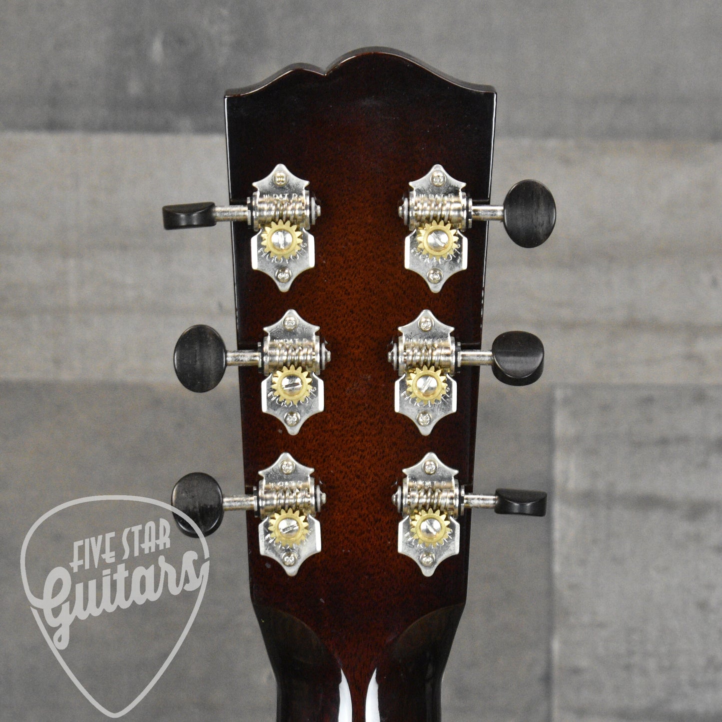 Pre-Owned Santa Cruz 1929-00 - with Hard Shell Case