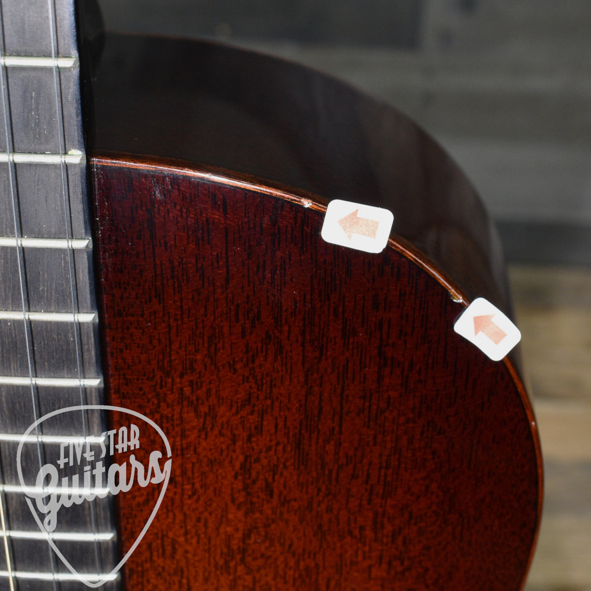 Pre-Owned Santa Cruz 1929-00 - with Hard Shell Case