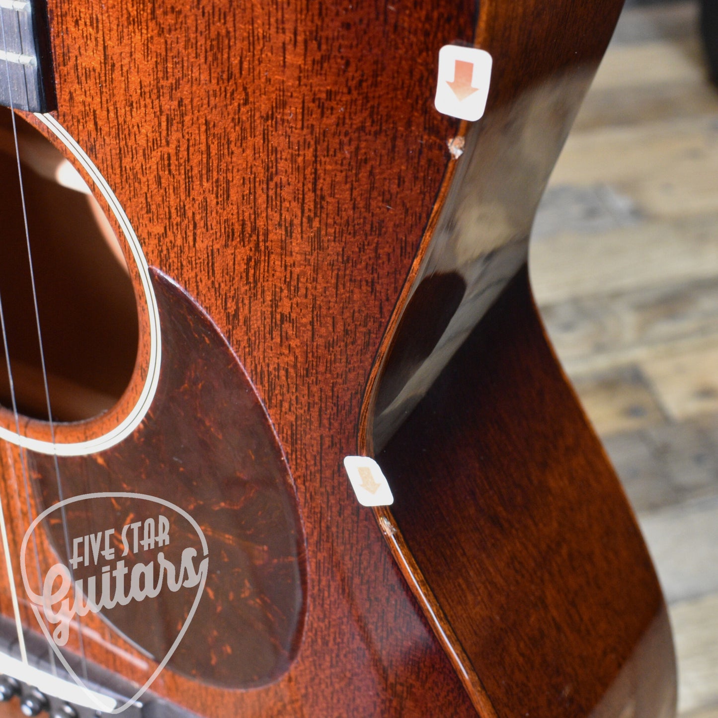 Pre-Owned Santa Cruz 1929-00 - with Hard Shell Case